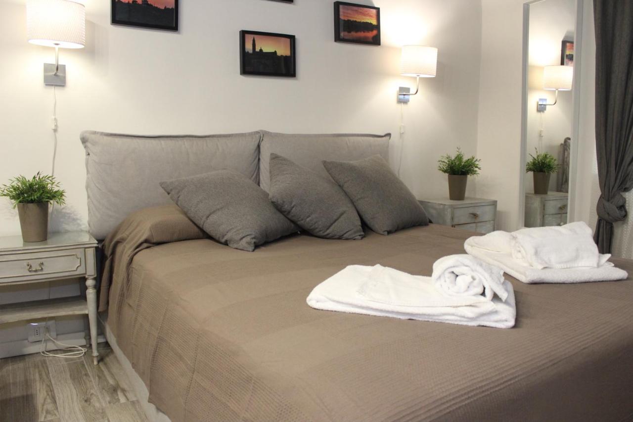 Art Apartment Piccolo Rifugio Florence Luaran gambar